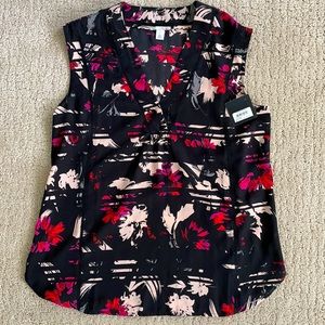 Halogen V-Neck Tank (Size: S)